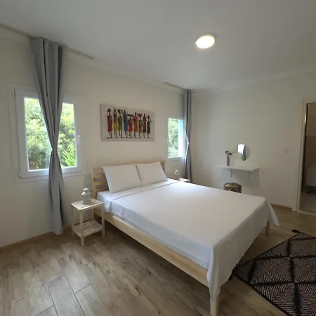 Apex Apart Apartment *